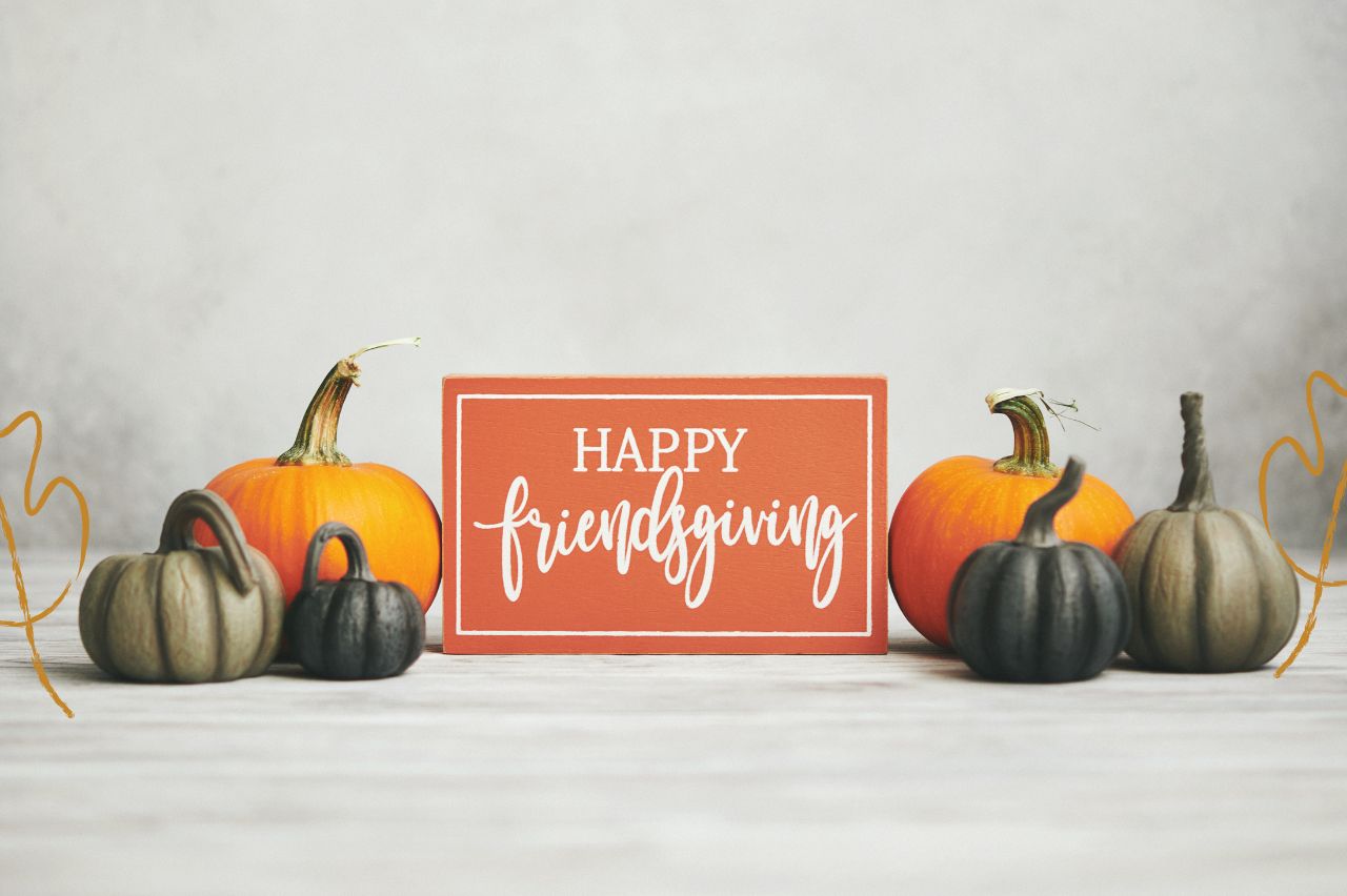 Best Friendsgiving Theme Ideas